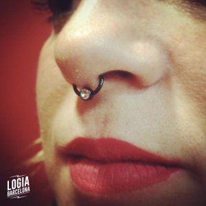 Septum piercing Logia Barcelona