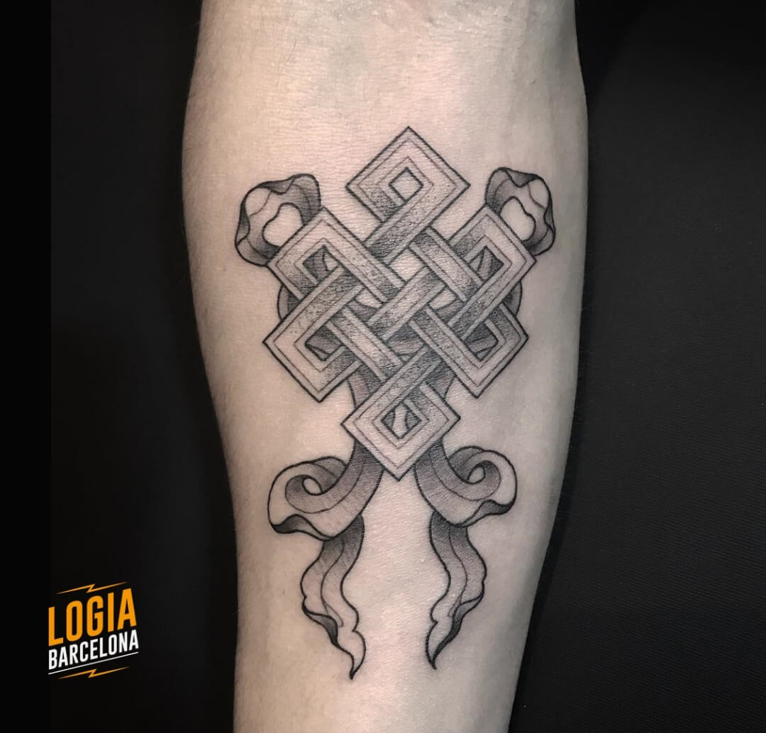 tatuaje nordico nudo celta