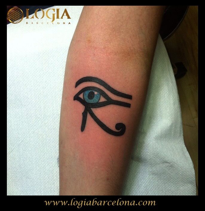 tatuaje de ojo de horus