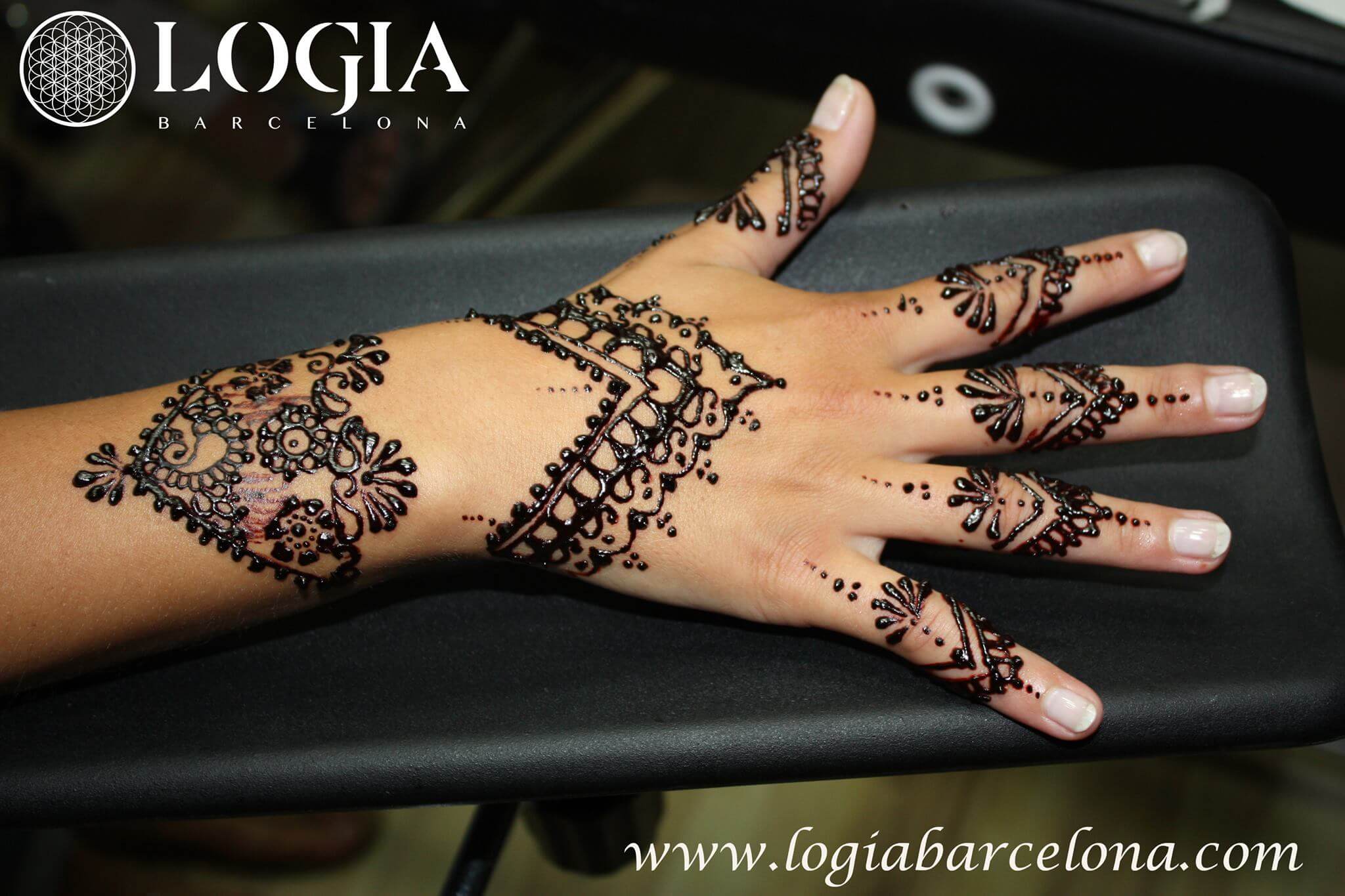 Significado de los tatuajes de Henna - Logia Tattoo Barcelona