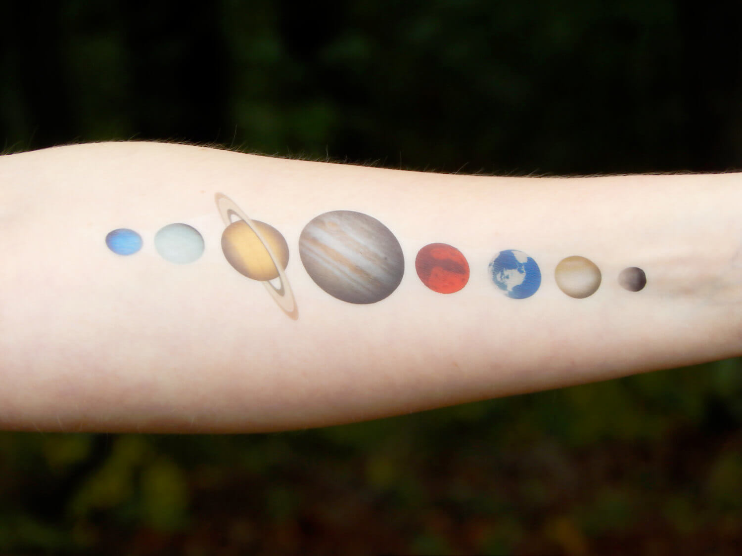 Tatuajes de planetas: una fuente universal de inspiración | Tatuajes Logia  Barcelona