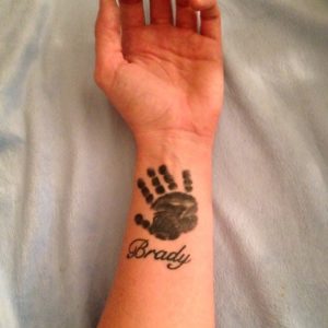 handprint-tattoo-on-hand