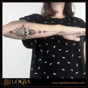 tatuajes-logia-barcelona-brazo