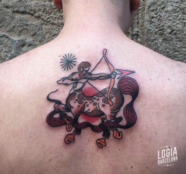 tatuaje flecha sagitario