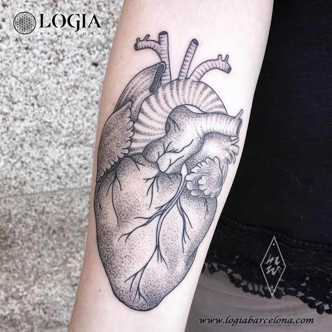 Tatuajes de corazones | Tatuajes Logia Barcelona