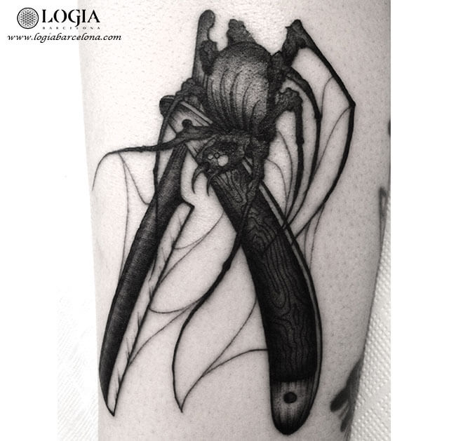 tatuaje araña navaja moskid logia barcelona