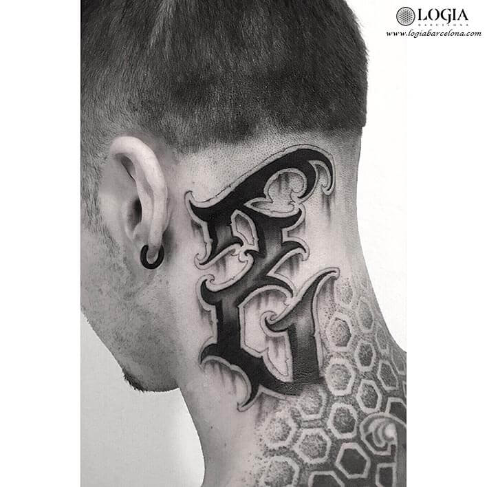 tatuaje lettering nuca moskid logia barcelona