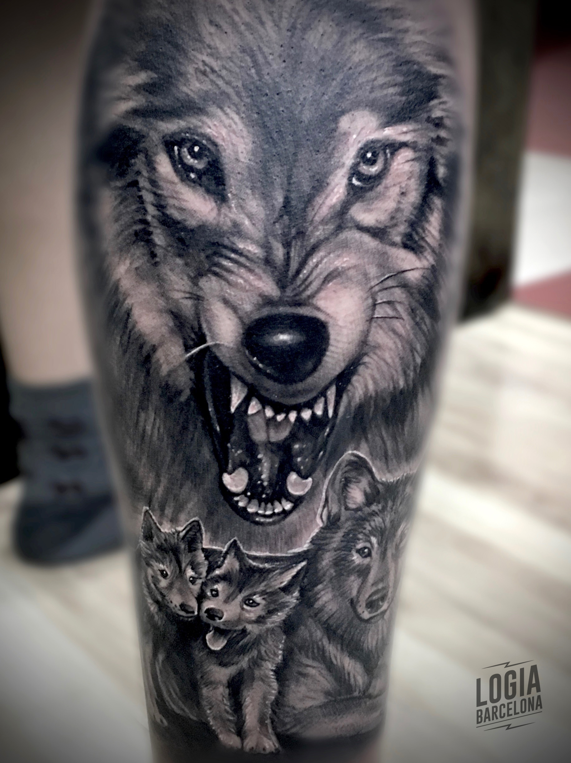 Salvajes y únicos: Tatuajes de lobos | Logia Tattoo Barcelona