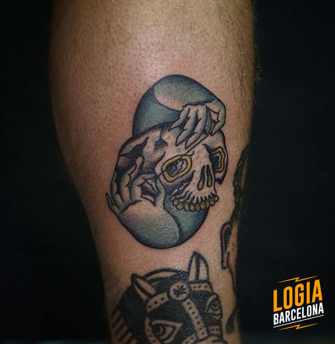 Tatuaje Calavera Tradicional Logia Barcelona