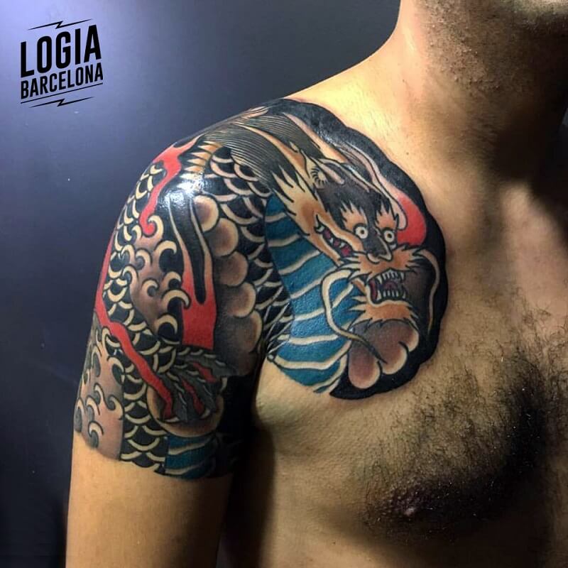 tattoo japones hombro logia barcelona