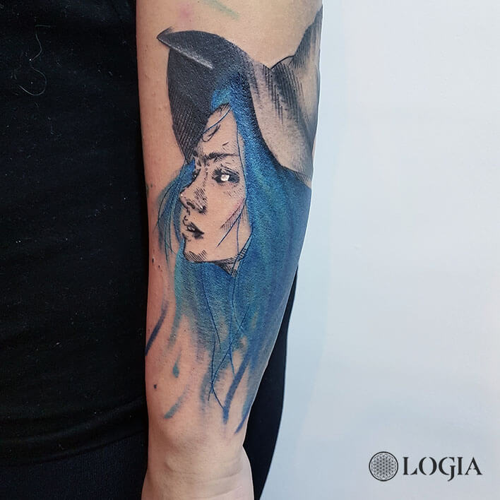 tatuaje bruja sketch brazo logia barcelona dani bastos