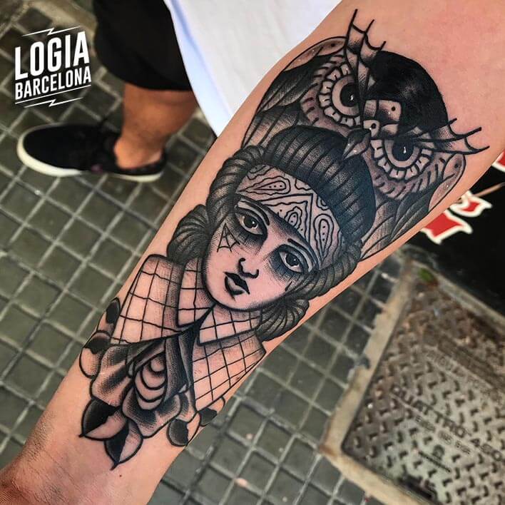 tatuaje antebrazo buho fran ruina