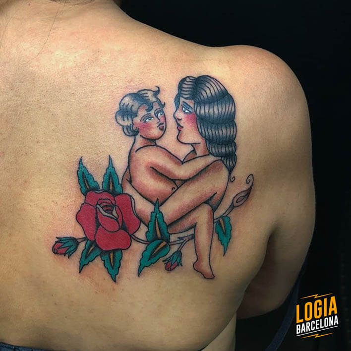 tatuaje familia espalda logia barcelona julio herrero