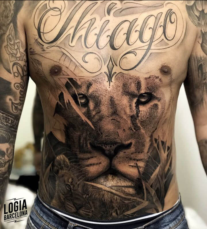 tatuaje realista leon tatuador Eduar Cardona Logia Barcelona