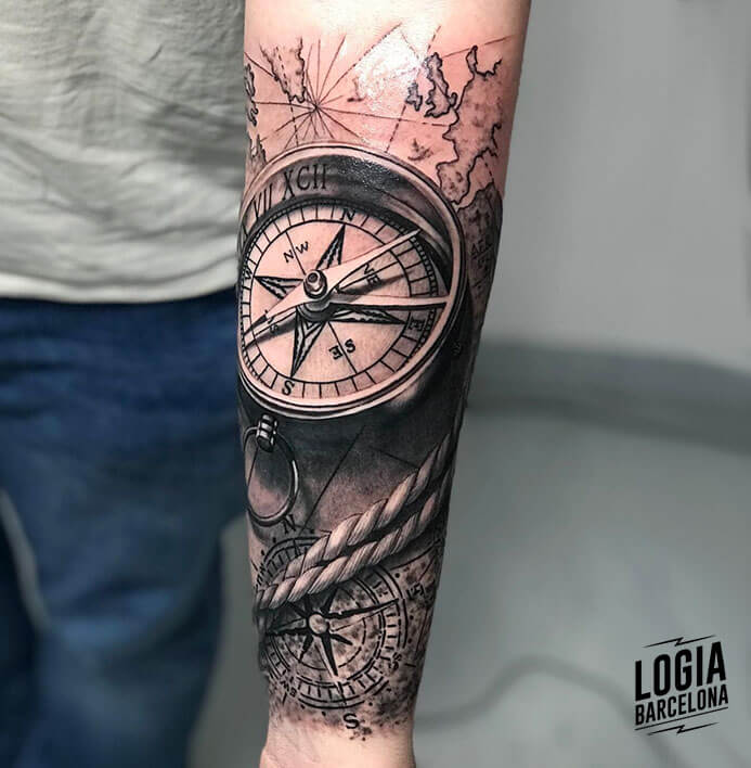 Compass tattoo Eduardo Cardona