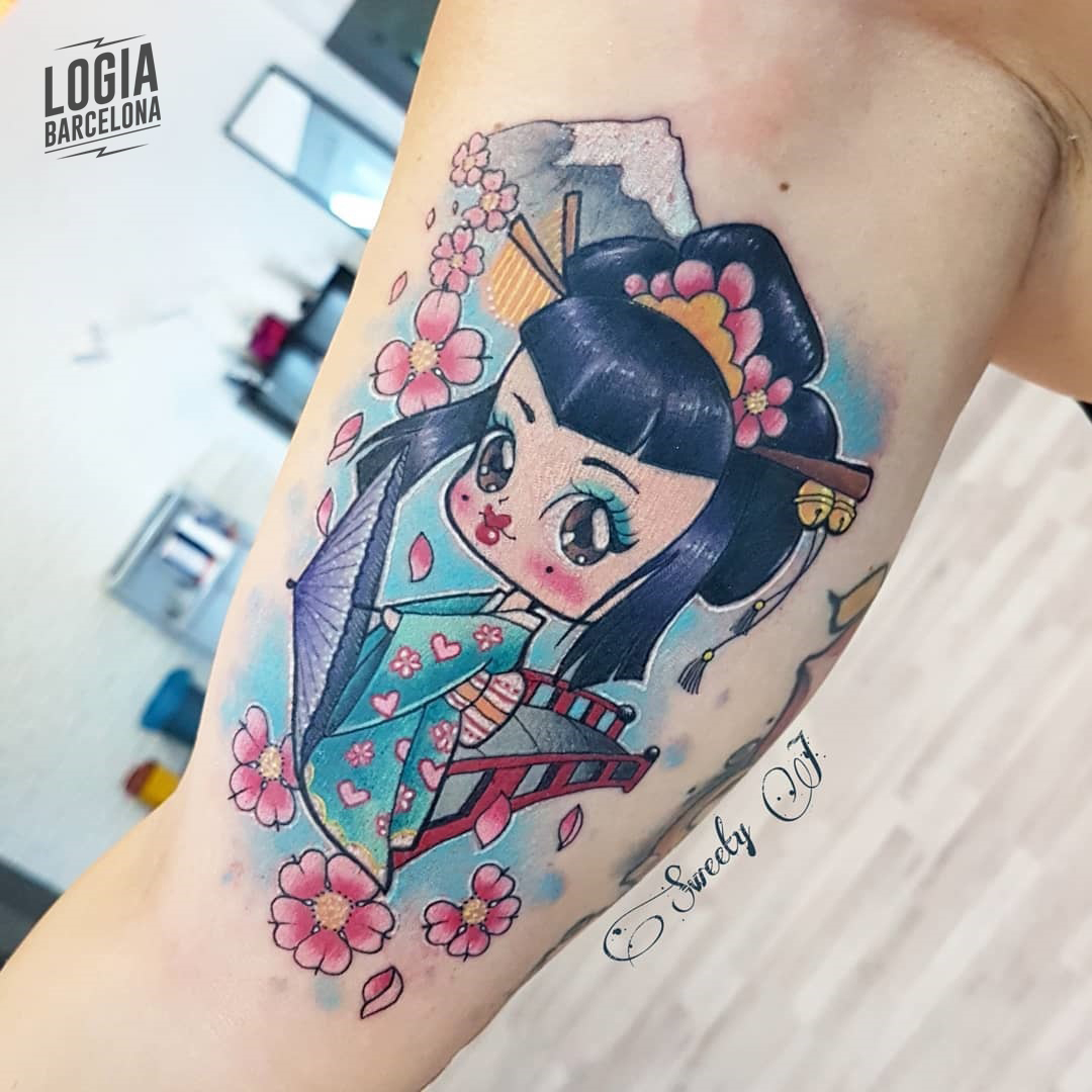 Tatuajes de Geishas con flores cerezo Sweety J Logia Barcelona
