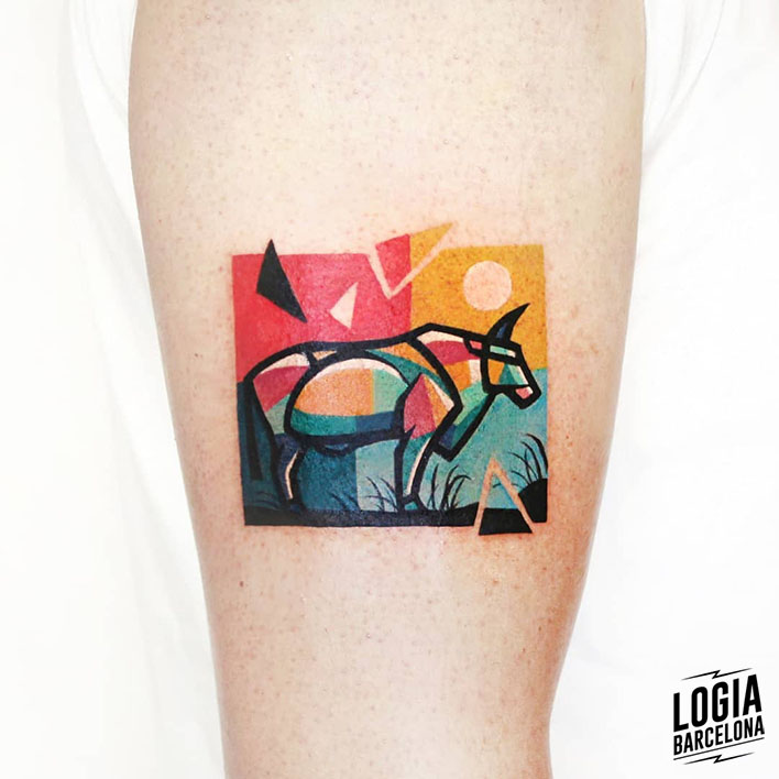 tatuaje_brazo_toro_color_logia_barcelona_polyc