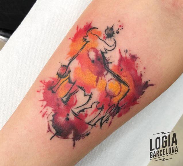 Toro de osborne Tatuaje watercolor brazo Kathycaboom Logia Barcelona