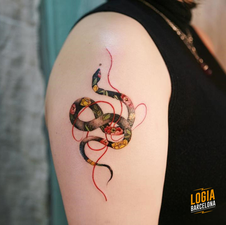 colourful snake tattoo design shouler Sion Logia Barcelona