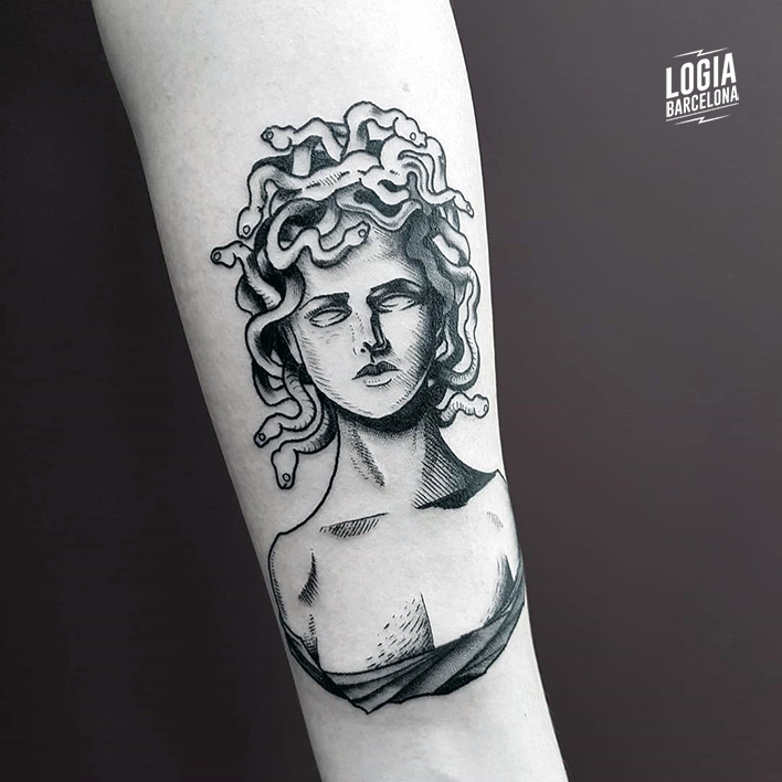 Tatuajes de Medusa | Logia Tattoo Barcelona