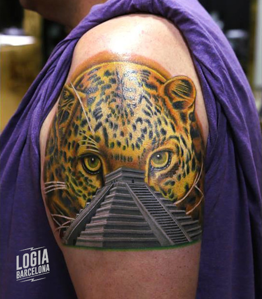 tatuaje jaguar leopardo piramide maya azteca brazo - Logia Barcelona