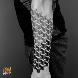 tatuajes de puntillismo - escher - Logia Barcelona