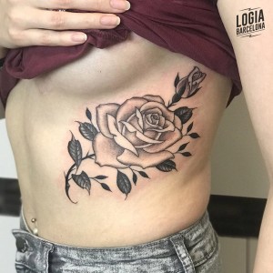 tatuajes dotwork - rosa - Logia Barcelona