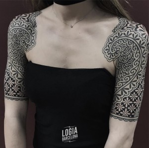 tatuajes de mandalas en el brazo - Logia Barcelona