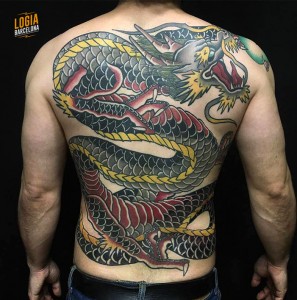 Tatuaje dragon japones en espalda Lelectric