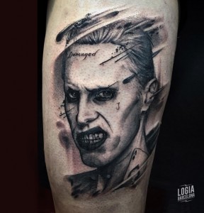 tatuaje-jared-leto-joker-pierna-logia-barcelona-zoen 