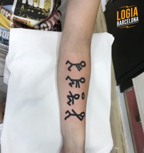 simbolos walk in tattoo - Logia Barcelona