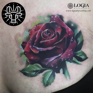 tatuaje-espalda-rosa-logiabarcelona-alexei   