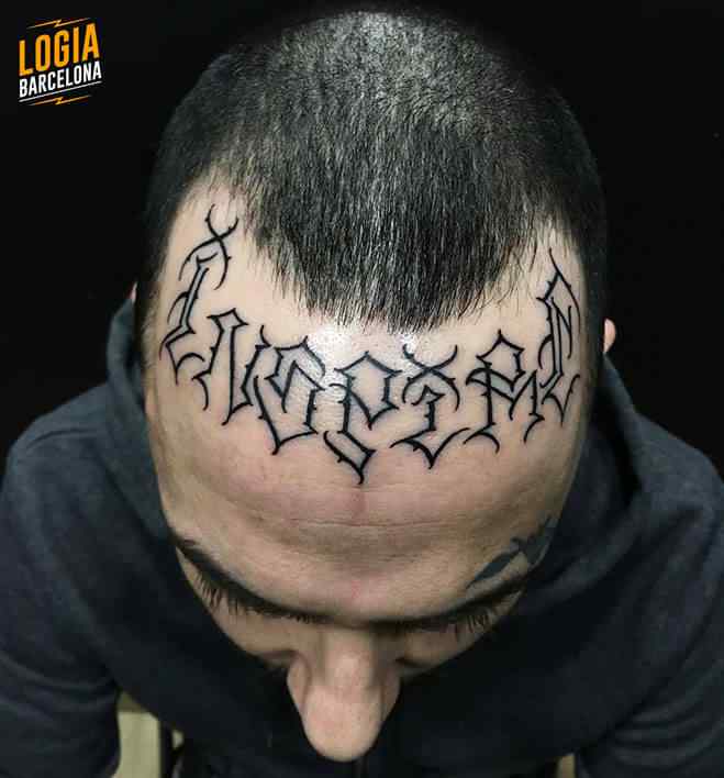 Tatuaje en la cara - Lettering frente - Logia Barcelona Diego Fustar