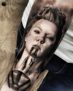 tatuajes_realistas_lagertha_vikinga