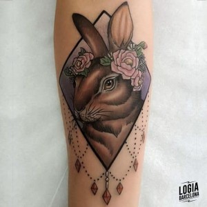 tatuaje_brazo_conejo_logiabarcelona_henrique