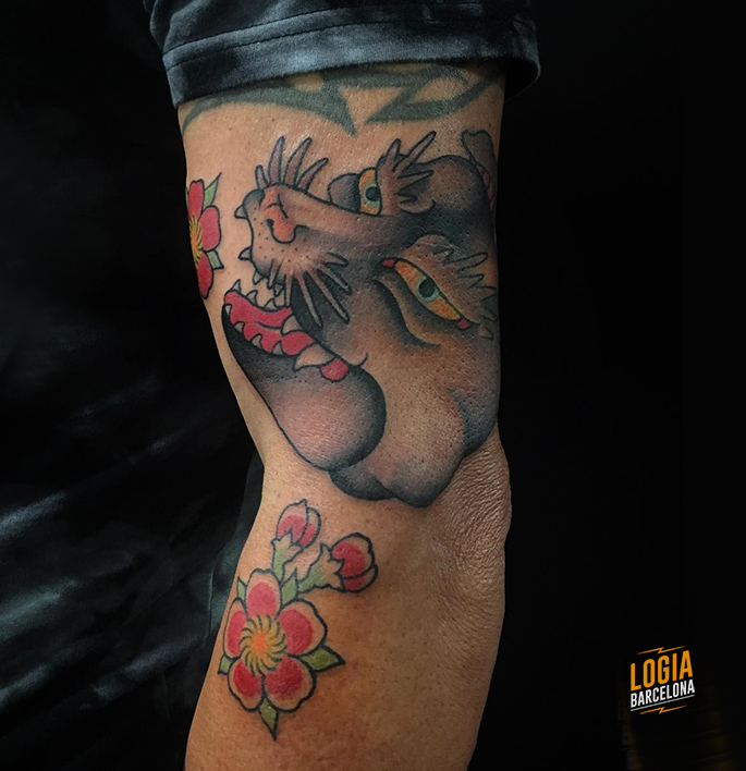 tatuaje_japones_brazo_cabez_dragon_lelectric_Logia_Barcelona