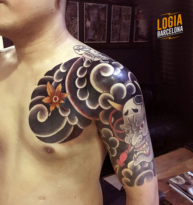 tatuaje_japones_oni_hombro_lelectric_Logia_Barcelona 
