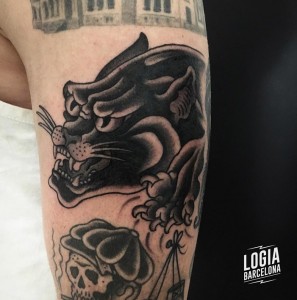 tatuaje_japones_brazo_felino_lelectric_Logia_Barcelona