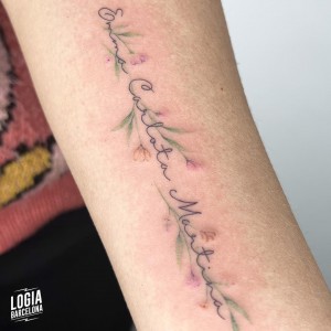 tatuaje_muñeca_lettering_logiabarcelona_mar