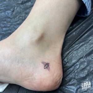 tatuaje_talon_mosca_logiabarcelona_mar