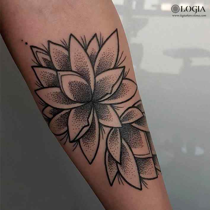 TATTOOIST - MARTA CAMISANI | Logia Tattoo