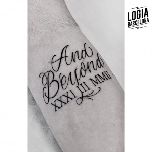 tatuaje-numeros-romanos-lettering-moskid-logia-barcelona 