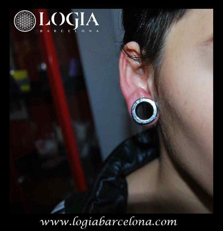 Dilataciones en la oreja - Logia Tattoo y Piercing Barcelona