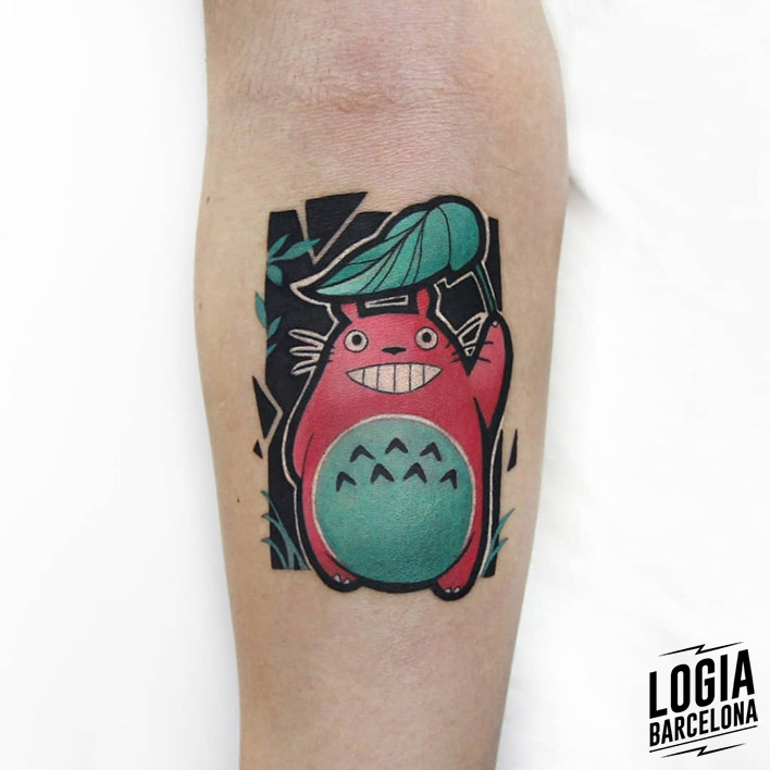 tatuaje oso totoro Logia Barcelona