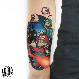 tatuaje_brazo_super_mario_bros_color_logia_barcelona_polyc 