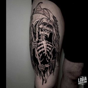 tatuaje_muslo_muerte_parca_logiabarcelona_sulsu