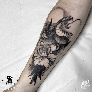tatuaje_brazo_serpiente_logia_barcelona_terry